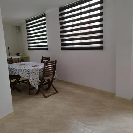 Vivienda Turistica Bajo, 7 Escaleras * Laxe